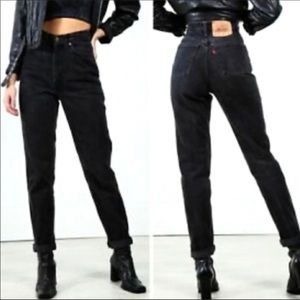 Vintage Levi’s 550 Relaxed Fit High Rise 90s Black Mom Jean